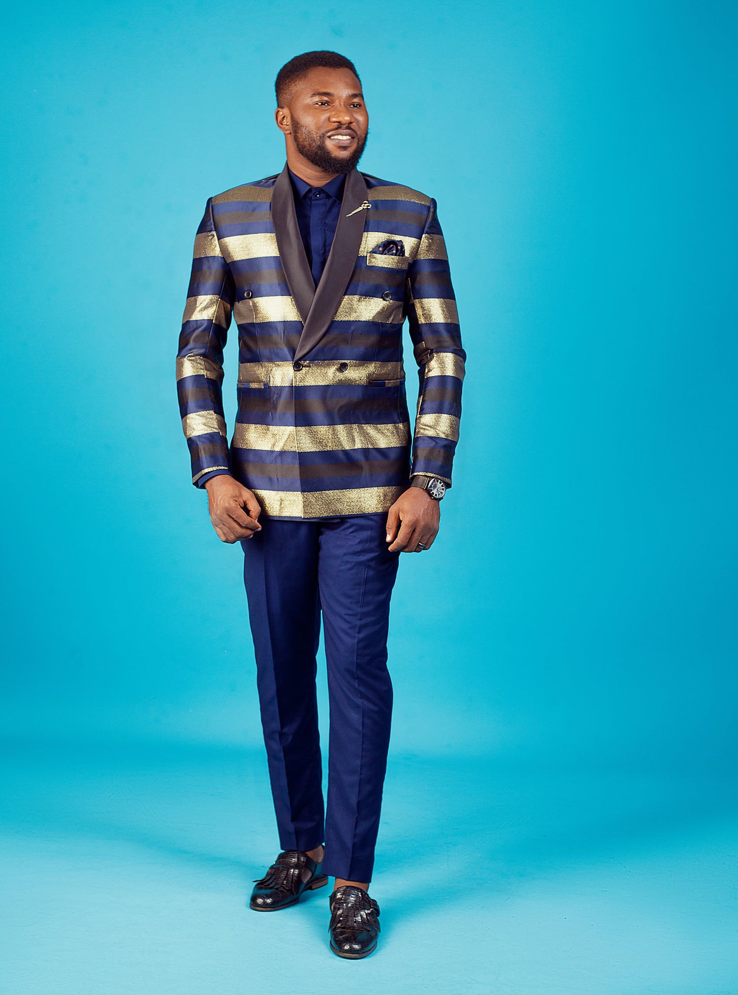 NOMA SUIT