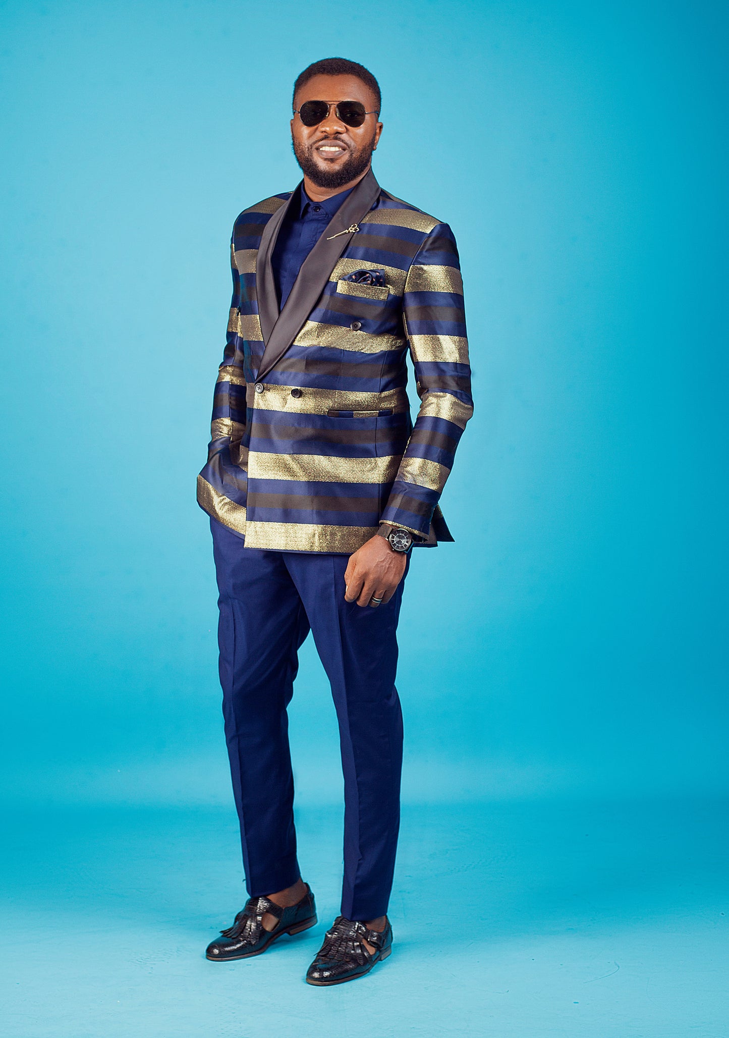 NOMA SUIT