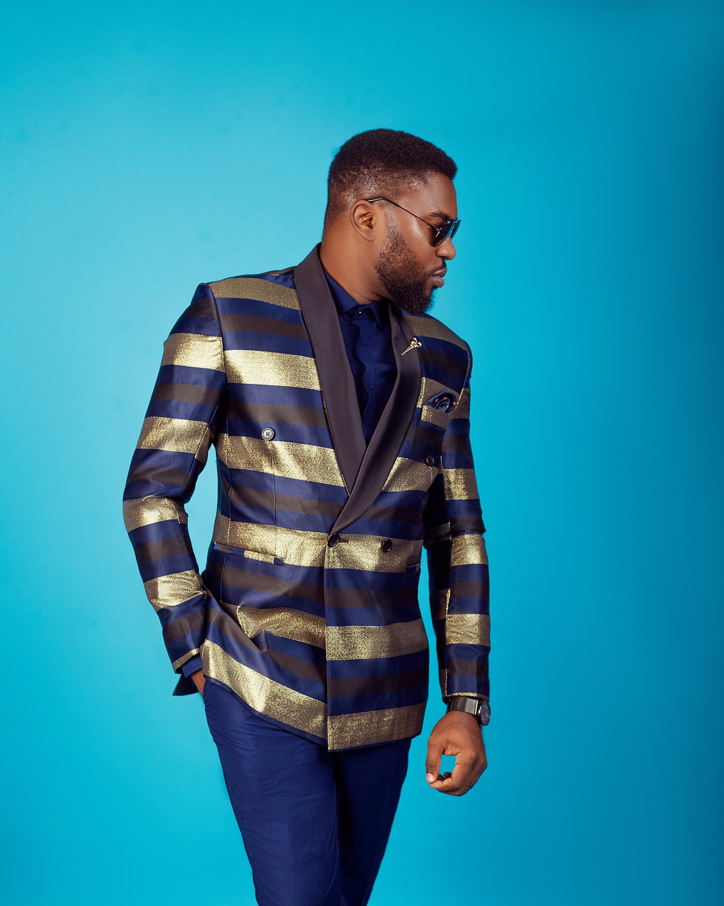 NOMA SUIT